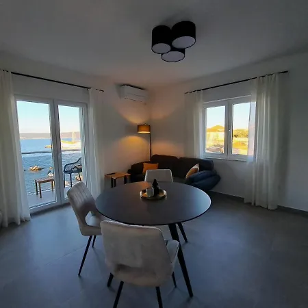 Benic Apartment Nevidane